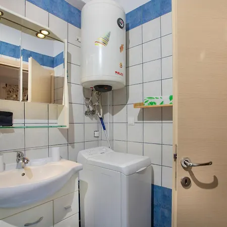 Recon Apartament *